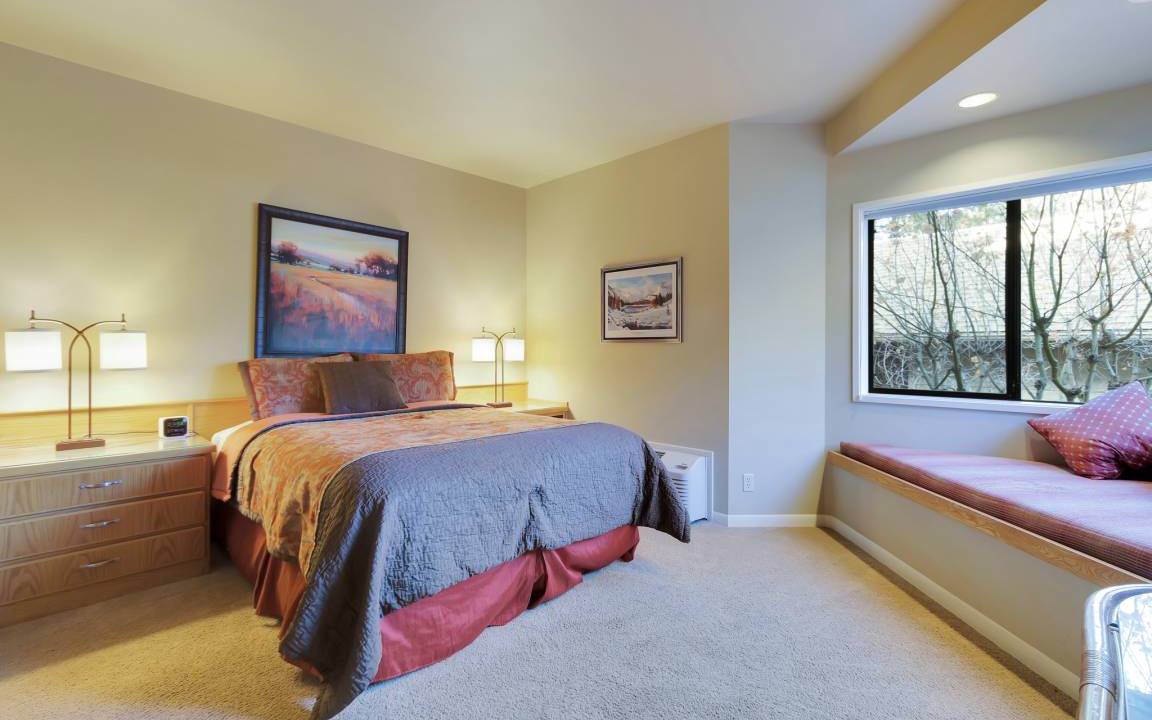 Century West Hotel | 28 m² Hotel ∙ 1 bedroom ∙ 2 guests