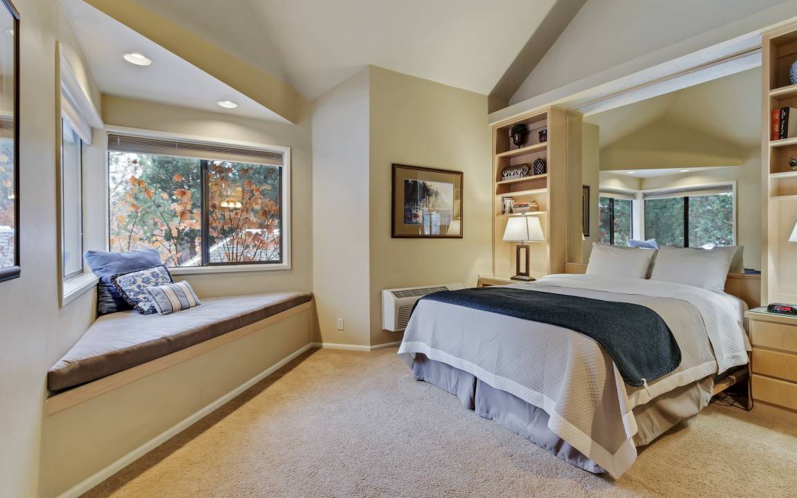 Century West Hotel | 28 m² Hotel ∙ 1 bedroom ∙ 2 guests