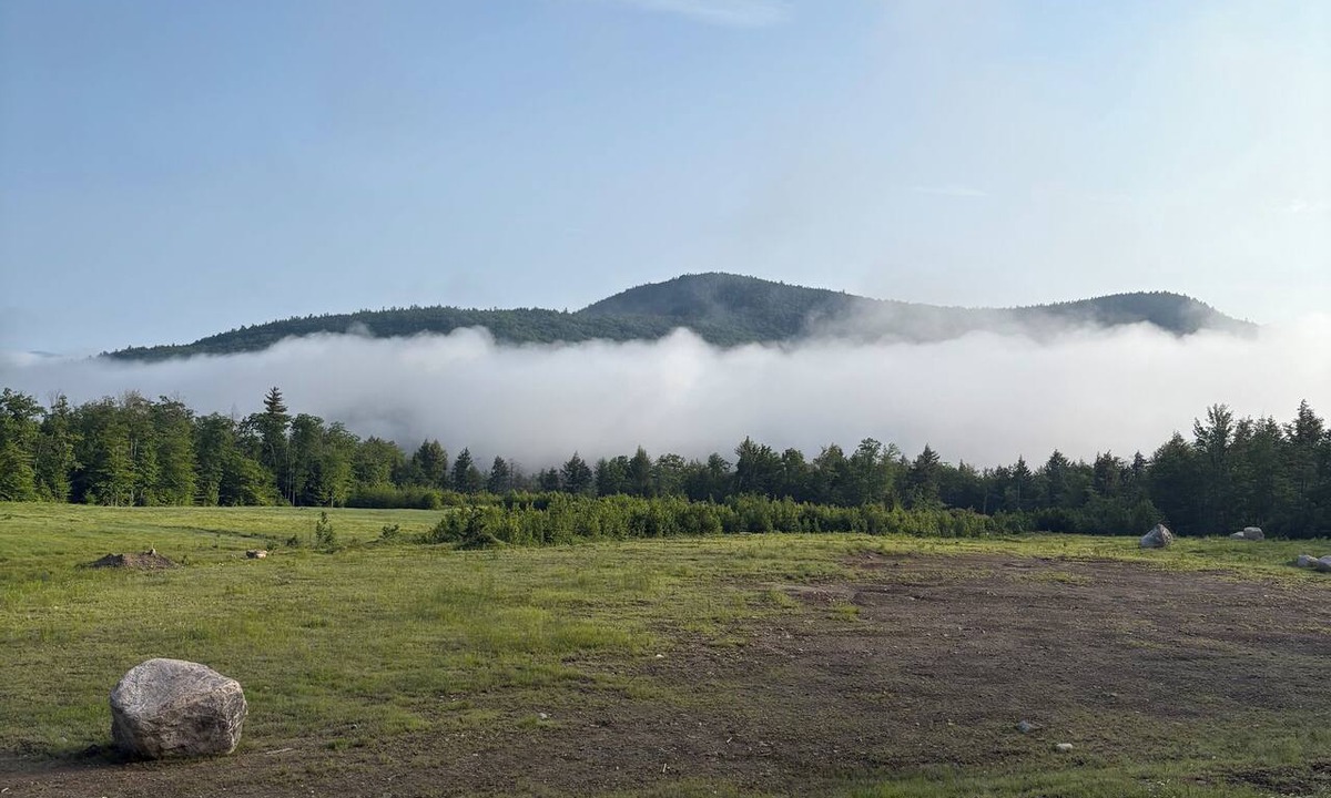 Center Ossipee House | Panoramic Mountain Views