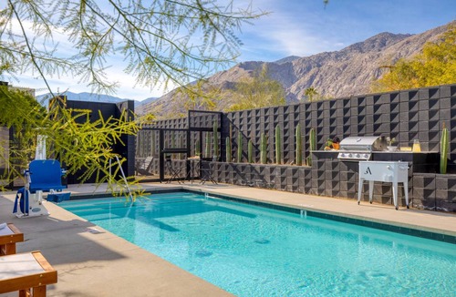 Downtown Palm Springs Hotel | 83 m² Hotel ∙ 1 bedroom ∙ 2 guests