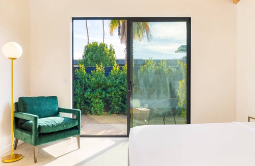 Downtown Palm Springs Hotel | 83 m² Hotel ∙ 1 bedroom ∙ 2 guests
