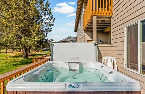 Redmond House | Eagle Crest