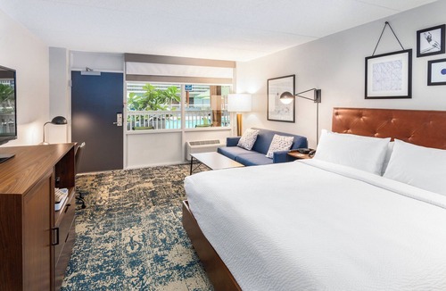 Eastham Hotel | Four Points by Sheraton Eastham Cape Cod