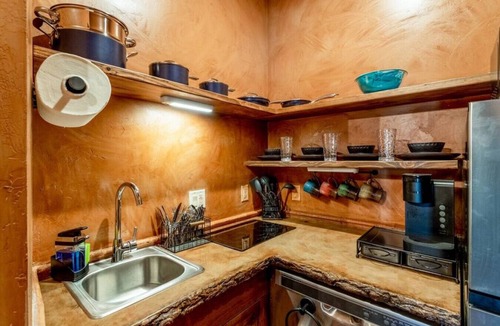 Virgin RV Rental | Private Pet Friendly Cliff Dwelling With King Bed