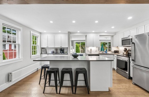 Ogunquit House | Walking distance to everything in the heart of Ogunquit