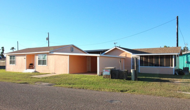 401 Legion-Back - - Just Remodeled, Cozy 1 Bedroom
