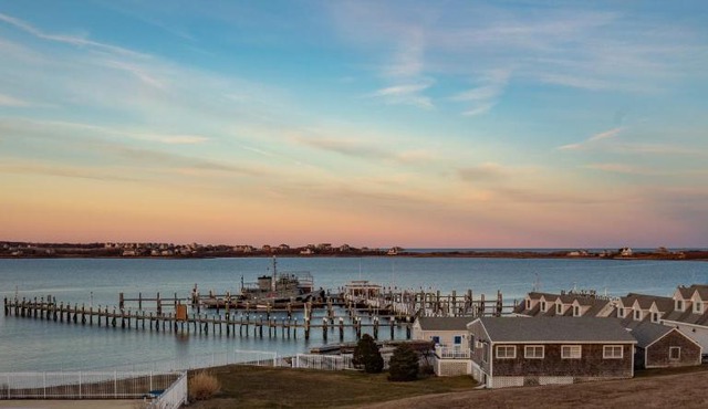 Champlin's Marina & Resort