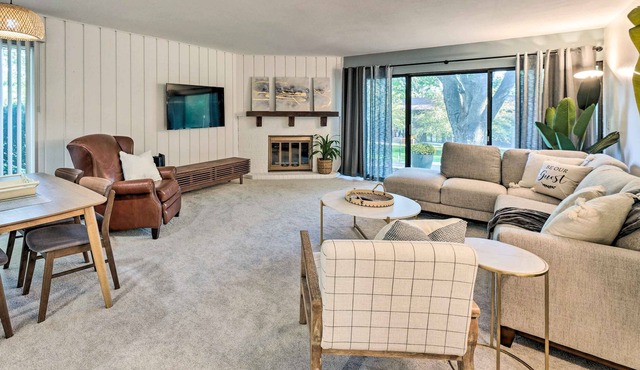 Charming Lake Geneva Condo w/ Lake Access!