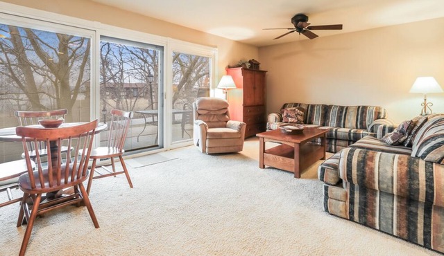 Charming Studio condo!