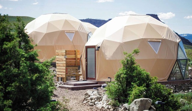 Heart Mountain Dome at Pure Heart Close to Yellowstone Park Extraordinary Views!