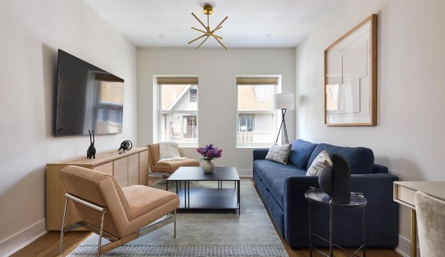 Hoboken Loft Hideaway - walk to PATH