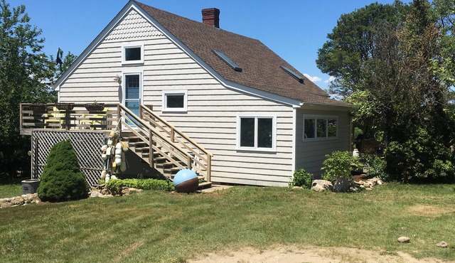Idyllic Block Island Home - sleeps 8