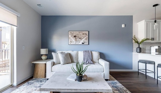 Landing | Stunning 1BD, Game Room, Clubhouse