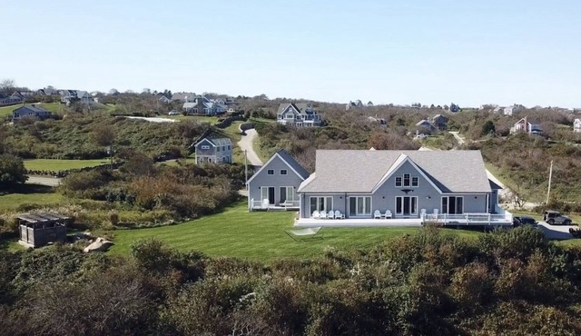 The MyLife House - Spacious newer home w breathtaking ocean views - Central Air
