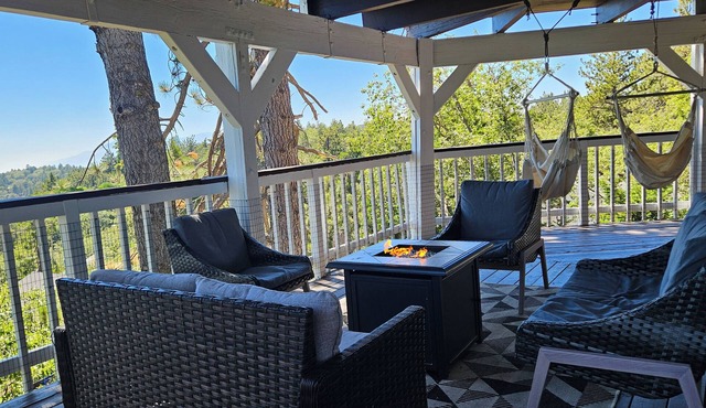 Wandering Pines - Game Room - Fire Pit - Lounge - Views
