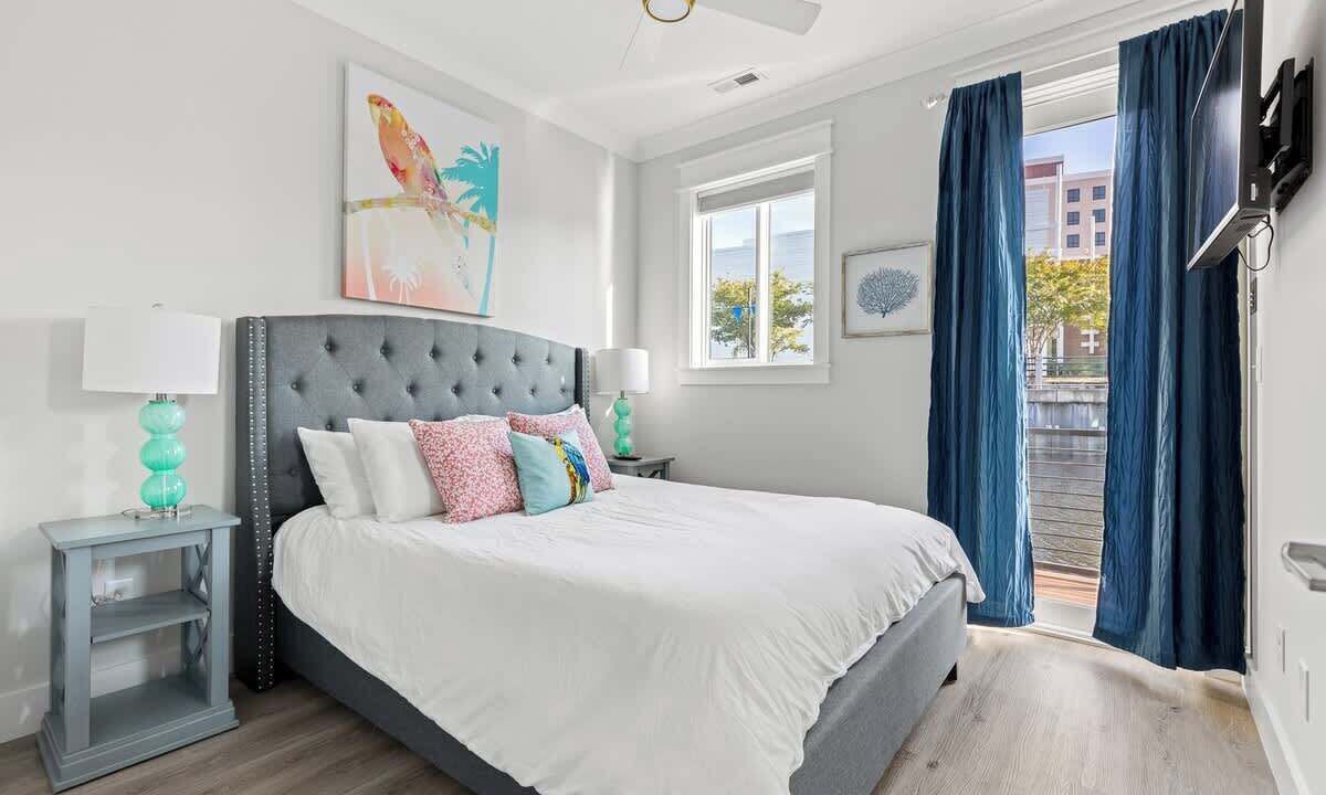 Photo of Bedroom in River District