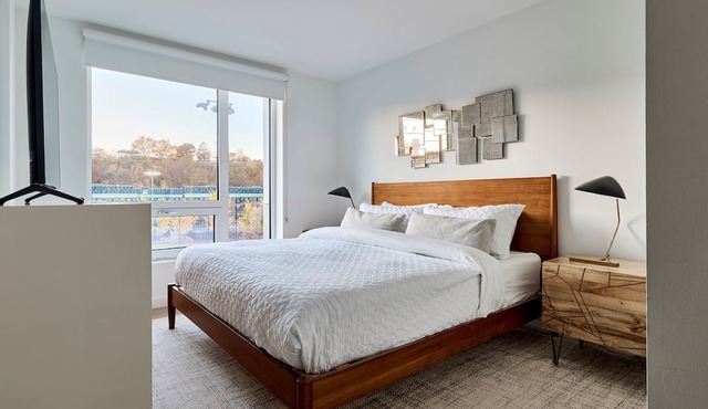 Modern 2br-newly Built-near NYC