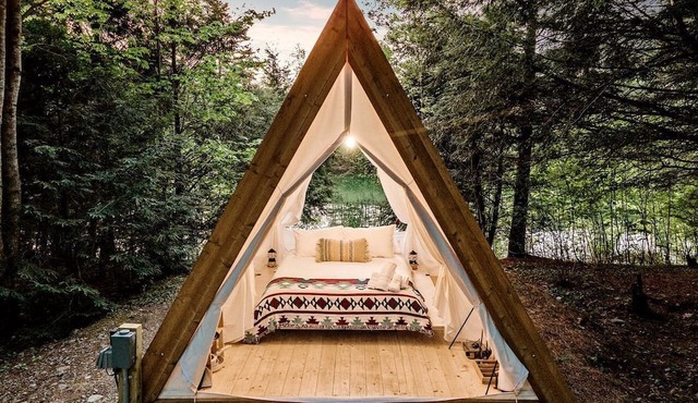 Stunning Safari Tent with Great Views in North Woodstock, New Hampshire