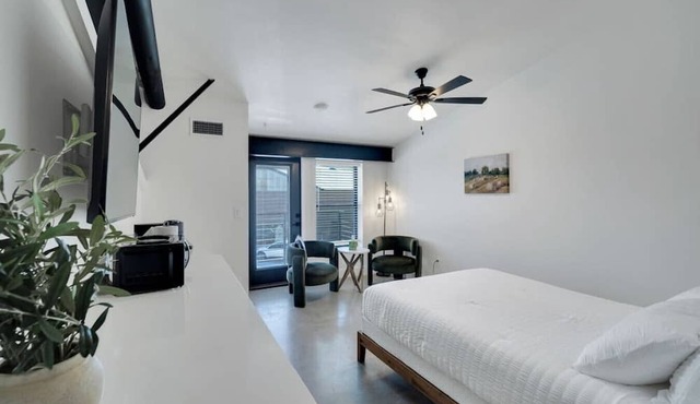 The Lawson District | Peony Suite