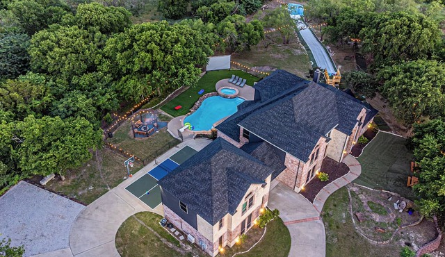 Retreat Mountain Peak | A Retreat DFW Experience